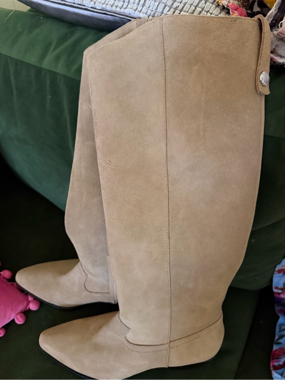 Dolce Vita Tan and Cream Waterproof Tag